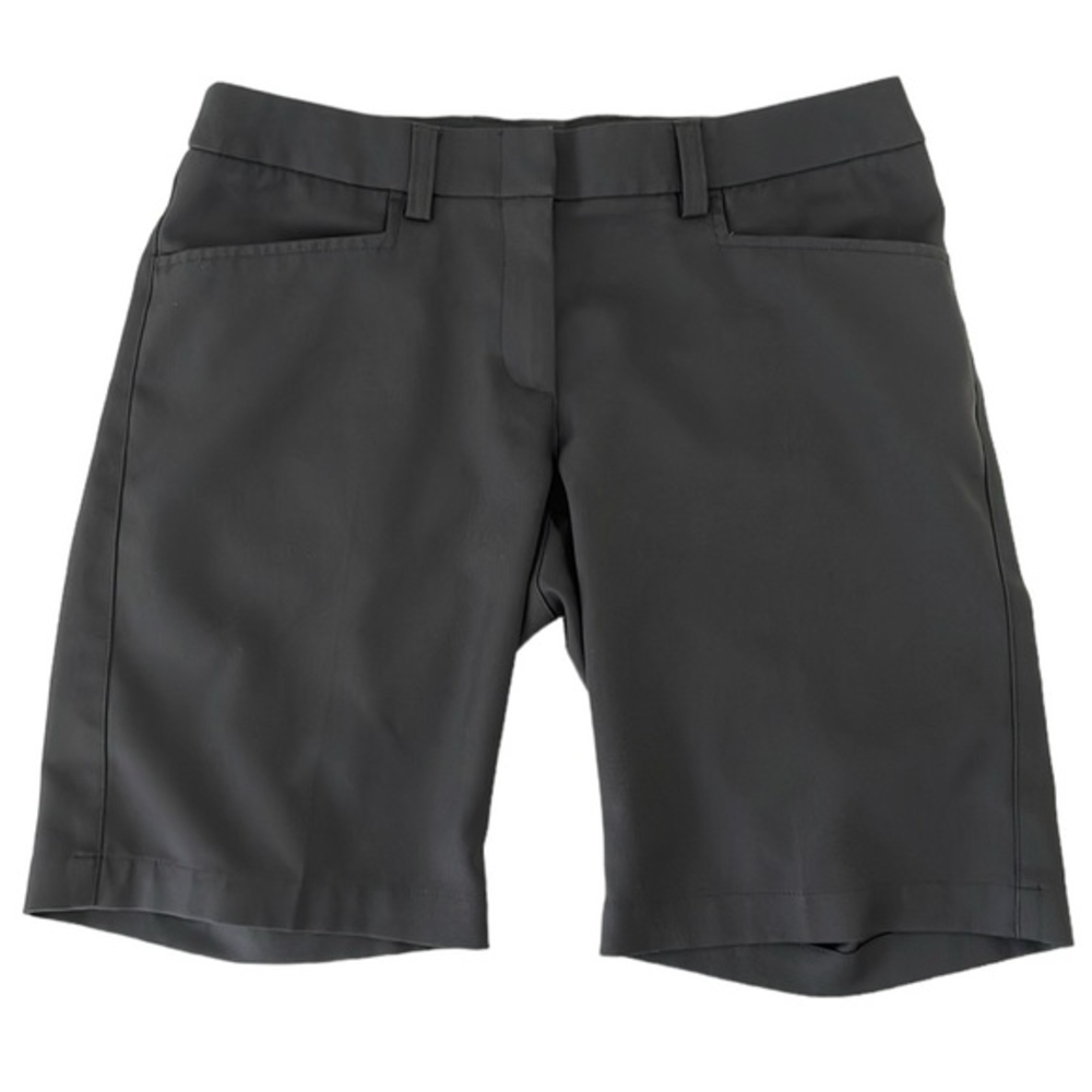 Oobē women’s Size 4 dark grey chino shorts. Quick‎ dry - 100% polyester.  EUC
